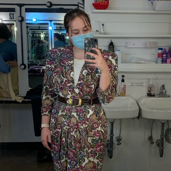 Meet your Posher, Rebecca - Picture 3 of 3